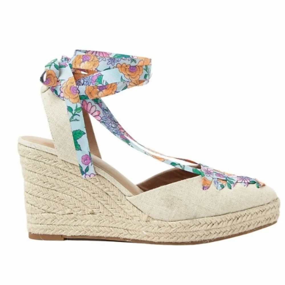 New Crown & Ivy Natural Lawndale Wedge Espadrille Wedge Size 10